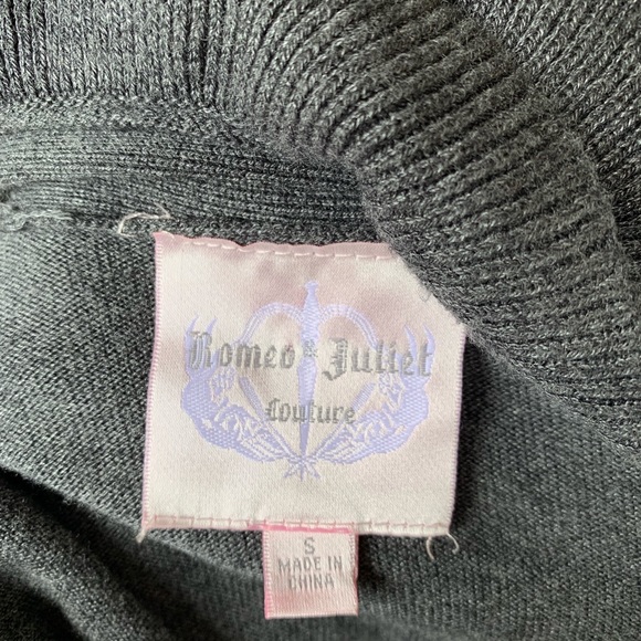 Romeo and Juliet Couture ruffled sweater - Picture 6 of 6